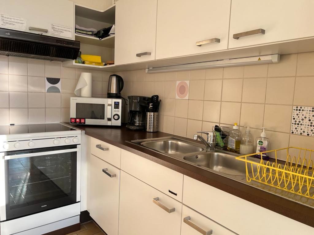 Appartement Residentie Astrid Met Private Parking Bredene Exterior foto
